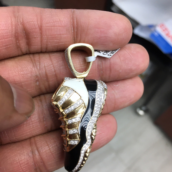 TGDJ Accessories Real Diamond Mens Jumpman Jordan Shoe Pendant 4k